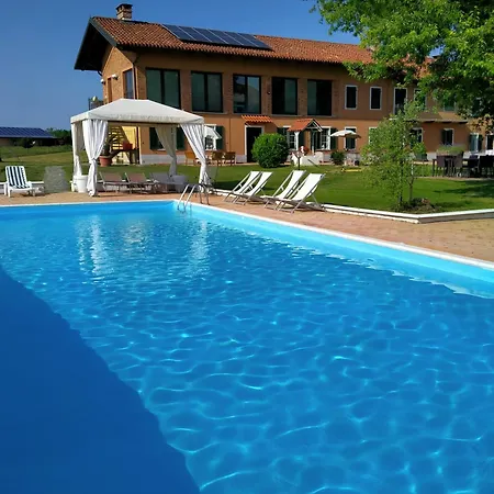 Gasthuis Cascina Benotto 4*